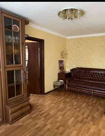 2 ком.кв., 38,8 м2, 1/2 этаж, Петровский р-н, ул. Рубинштейна, 2,5 млн руб Донецк