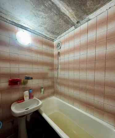 3 ком.квартира, 65 м2, 9/9 этаж, Киевский р-н, ул. Артема, 5,5 млн руб Донецк