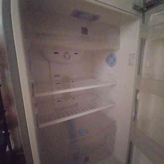 Продаю холодильник Макеевка