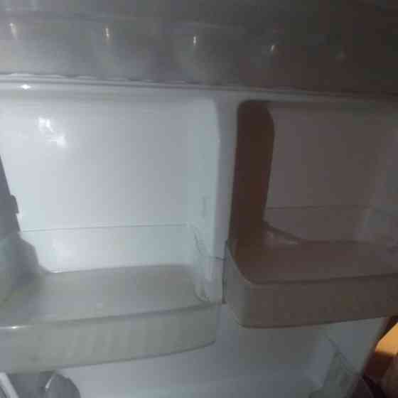 Продаю холодильник Макеевка