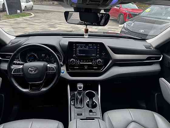 TOYOTA HIGHLANDER Донецк