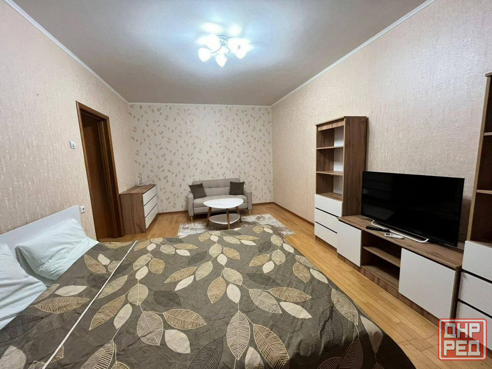 Сдаю однокомнатную квартиру 37.0 м² этаж 4 , город Донецк, Ворошиловский район Донецк - изображение 2