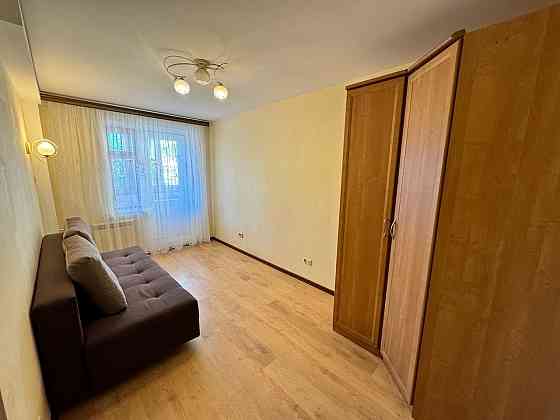 Сдаётся двухкомнатная квартира Буденновский район, площадь Буденного. Донецк