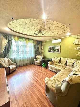 Продается 3х-ком. квартира на земле в г. Докучаевск, ул. Тельмана Докучаевск