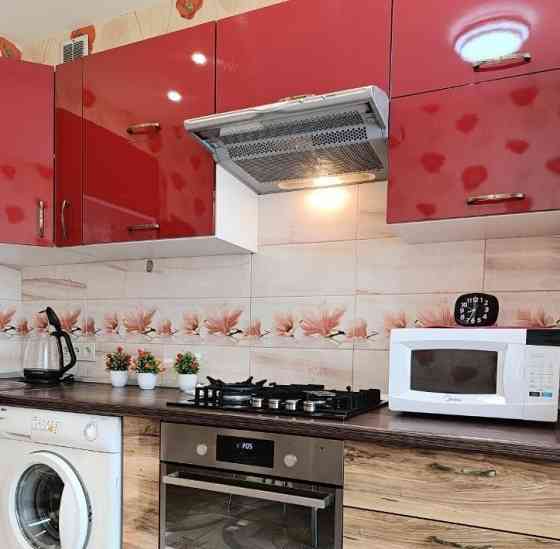 Сдам 2х комнатную квартиру в Ворошиловском районе на длительный период Донецк