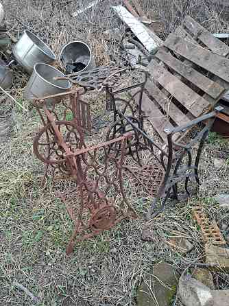 Станина для старинной швеной машины, Чугунное литье Макеевка