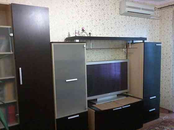 сдам свою 2х к. кварт. в киев. р-не, киевский рик, евро, новая мебель и техника Донецк