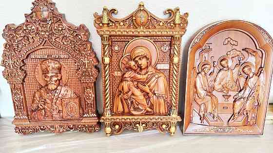 Резные иконы из массива дерева Донецк