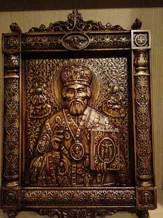 Резные иконы из массива дерева Донецк