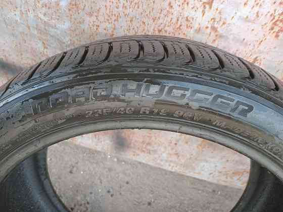 Продаю один скат 235 40 19 корея Донецк