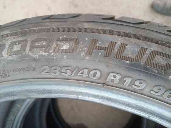 Продаю один скат 235 40 19 корея Донецк