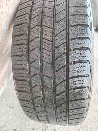 Продаю один скат 235 40 19 корея Донецк