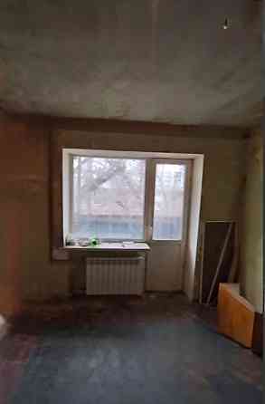 Очень дешевaя 3-комнатная квартира 57 м² на пл. Шахтерская Донецк