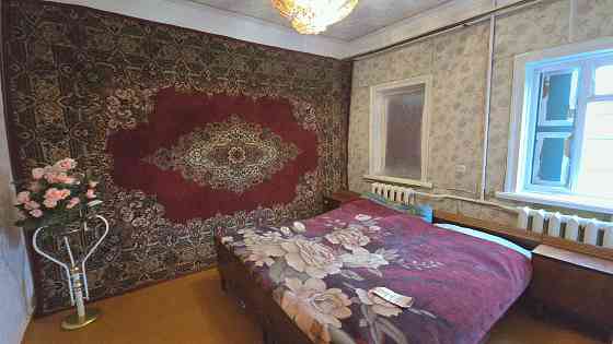 Продаю отдельно стоящий дом 64м² с Гаражом, Газом, санузлом в доме, приватизированной земли 6.5 сот Макеевка