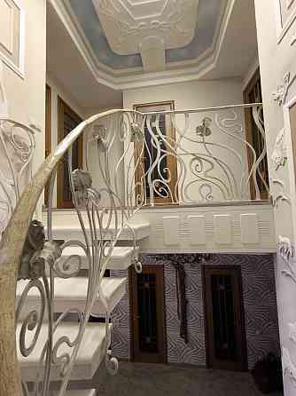 Шикарная 3-х комн. дизайнерская двухуровневая квартира в премиум-доме Ильича Донецк