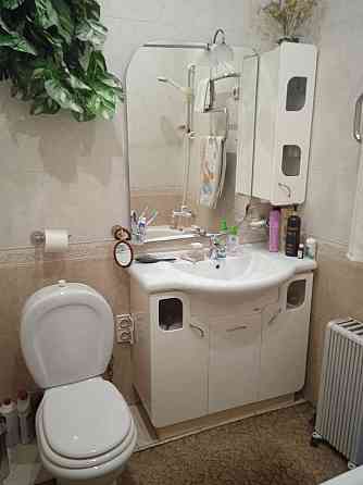 Продам 3х комн кв в центре города ул.Артема рядом с гостиницей «Централь» Донецк