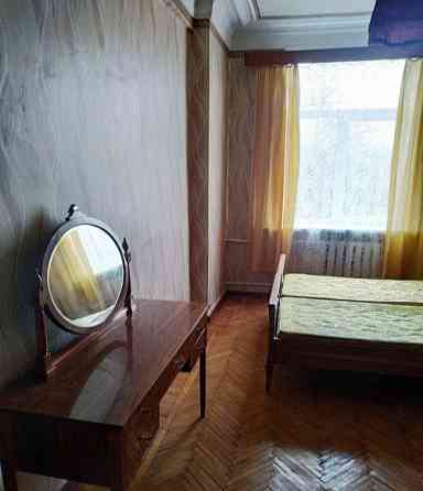 Продам 2к.кв. Сталинка. Ворошиловский р-н. Ориентир театр оперы и балета. ул.Артема. Донецк