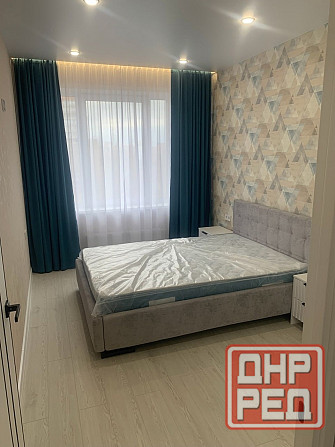 Сдается светлая 3 - комнатная квартира Калининский район, проспект Ильича Донецк - изображение 1