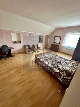 Продажа частного, двухуровневого дома, с собственным прудом на приватизированном земельном участке Макеевка