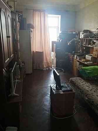 в продаже от собственника крупная квартира в самом центре города Донецк