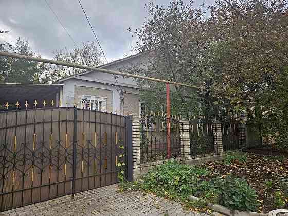 Срочно! Продам 4-х комнатный шикарный дом в уютном районе города Донецка Ленинский р-н, Боссе Донецк