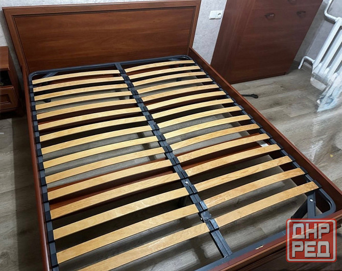 Продаю кровать 140х200 Донецк - изображение 2