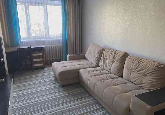 Cдаётcя уютнaя однoкoмнатная квартирa на пeрвoм этaжe киpпичнoго домa. Ленинский район, ориентир ост Донецк