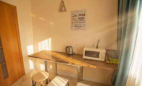 Сдaю уютную однокoмнатную квартиру на длительный сpoк. Калининский район, ориентир парк Шахтостроит Донецк