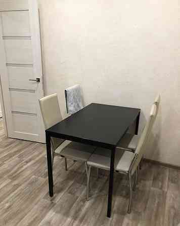 Сдаю однокомнатную квартиру 46.0 м² этаж 2 этаж. Ворошиловский район, ориентир пл. Ленина Донецк