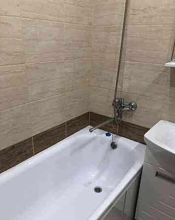 Сдаю однокомнатную квартиру 46.0 м² этаж 2 этаж. Ворошиловский район, ориентир пл. Ленина Донецк