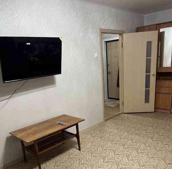 Сдается уютная однокомнатная квартира на 2 этаже. Ленинский район, ориентир Обжора Донецк