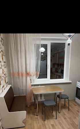 Сдается уютная однокомнатная квартира на 2 этаже. Ленинский район, ориентир Обжора Донецк