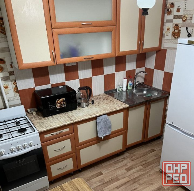 Сдается уютная однокомнатная квартира на 2 этаже. Ленинский район, ориентир Обжора Донецк - изображение 3