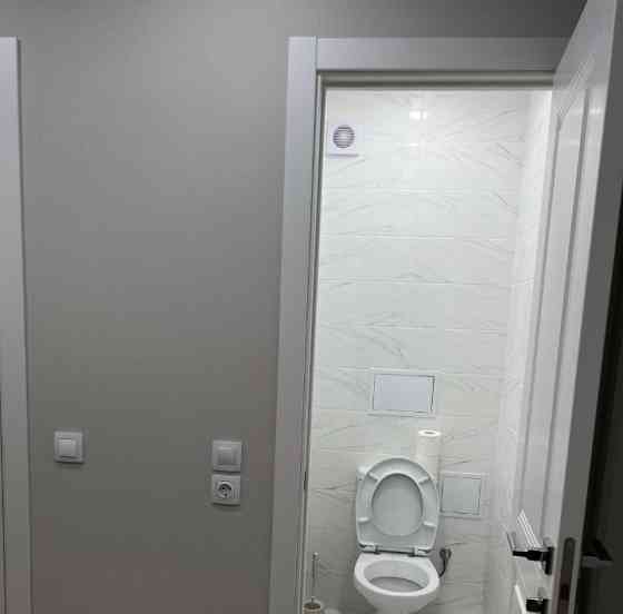 Сдаю светлую (окна расположены в солнечной стороне) и уютную однокомнатную квартиру на длительный ср Донецк