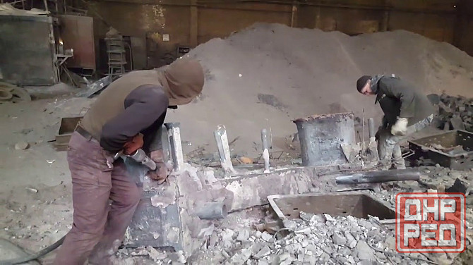 Требуются: токарь, фрезеровщик, плавильщик (сталевар), резчик, слесарь, грузчик, электрик, термист, Донецк - изображение 8