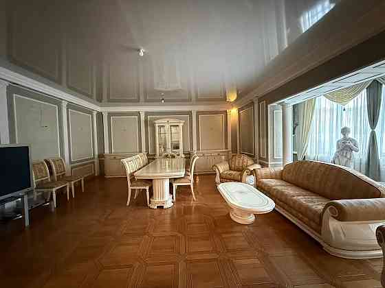 Продажа просторной 3х комнатной квартиры в центре города! Донецк