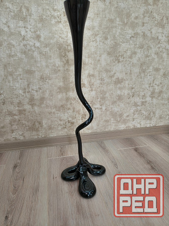 Ваза стеклянная напольная гнутая. Цена снижена Донецк - изображение 2