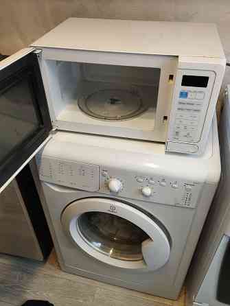 Продам стиральную машинку Индезит оригинал Донецк