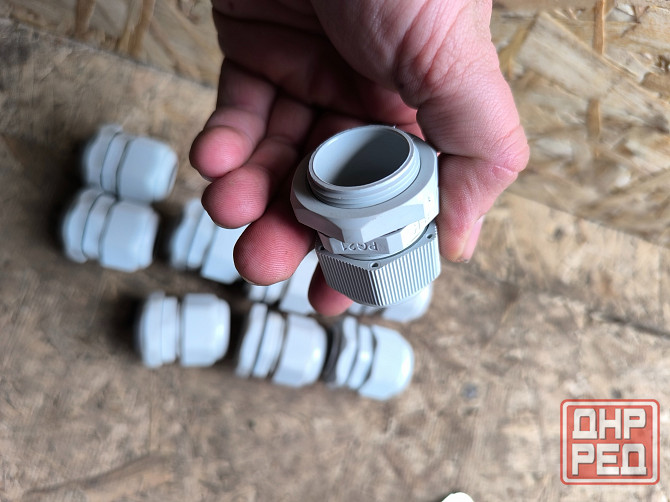 Продам сальник кабельный ввод Донецк - изображение 1