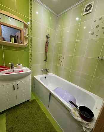 зайти и жить .. трехкомнатная по ревякина Донецк