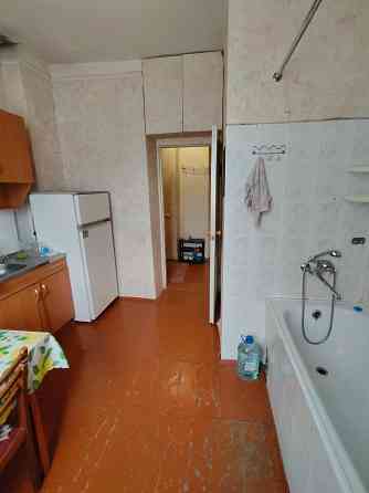 Срочно продам 2-х комнатную сталинку в Будённовском районе ( Южэлектросетьстрой) Донецк