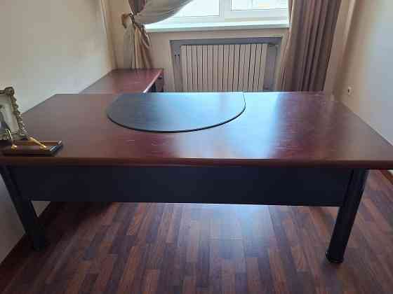 Продам комплект офисной мебели б/у Донецк