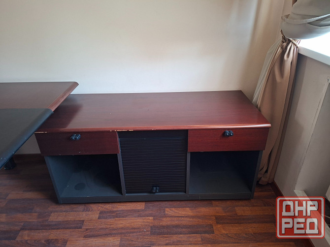 Продам комплект офисной мебели б/у Донецк - изображение 2