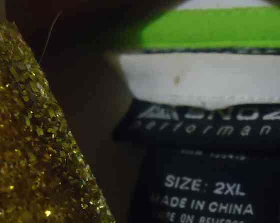 Камни и собаки рёбра о рынке Донецк