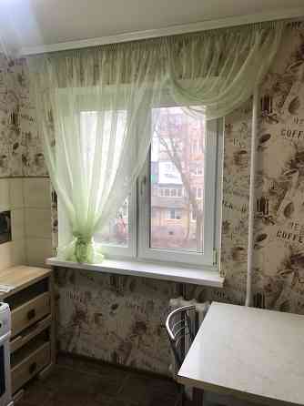 Сдам 1ком Семашко с ремонтом 3/5 с мебелью и техникой,вода холодная и горячая с колонкой Донецк