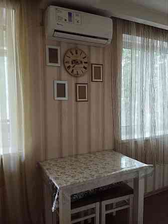 Сдам 1 комн. квартиру,3/5, евро, б. Шевченко, Калининский рынок Донецк