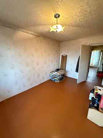 Продаётся 3-комнатная квартира Бирюзова Донецк