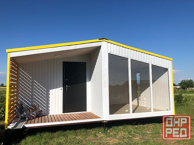 Дачный дом белый с желыми ставками 7х6х2.9 Донецк - изображение 1