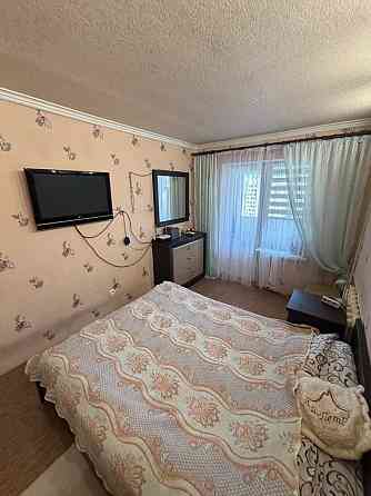 Предлагается уютная и светлая квартира в Куйбышевском районе, в районе Топаз. Донецк