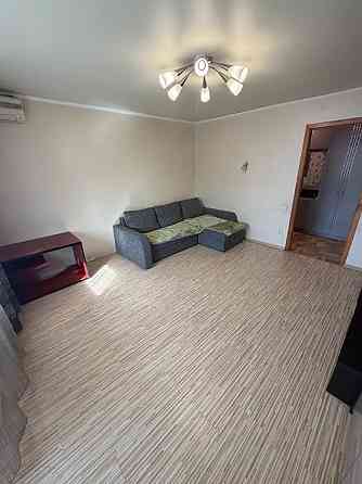 Предлагается уютная и светлая квартира в Куйбышевском районе, в районе Топаз. Донецк